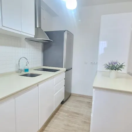 Menina San Agustin Apartamento Córdova